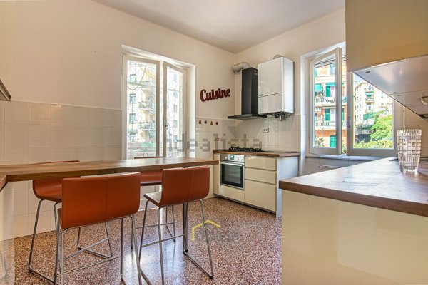 appartamento in vendita a Genova in zona Pegli