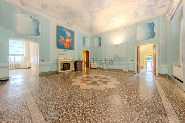 ufficio in vendita a Genova in zona Sestri Ponente