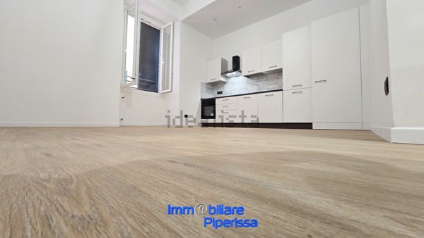 appartamento in vendita a Genova in zona Carignano