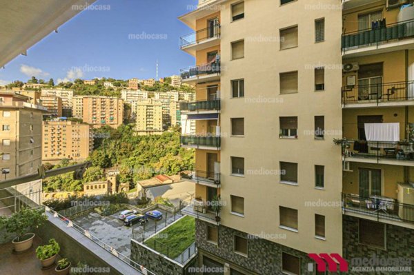 appartamento in vendita a Genova in zona Lagaccio / Granarolo