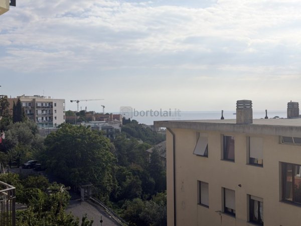 appartamento in vendita a Genova in zona Apparizione