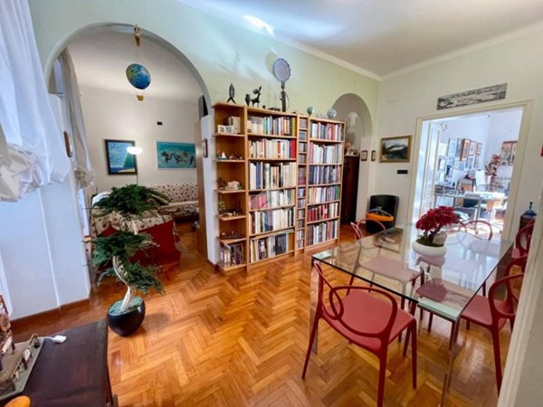 appartamento in vendita a Genova in zona Foce