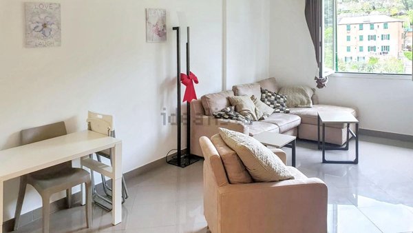 appartamento in vendita a Genova in zona Apparizione