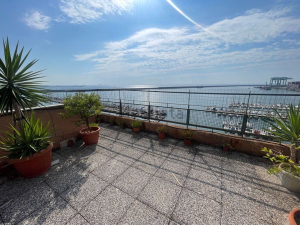 appartamento in vendita a Genova in zona Pegli