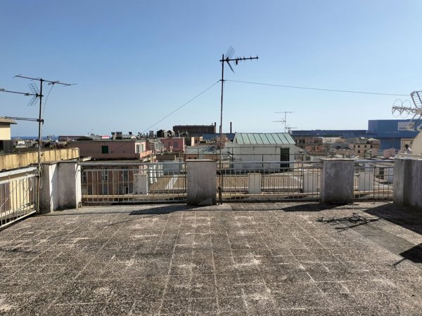 appartamento in vendita a Genova in zona Cornigliano