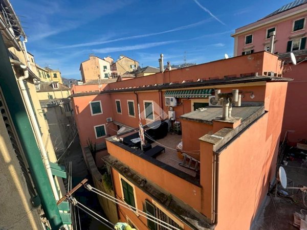 appartamento in vendita a Genova in zona Marassi