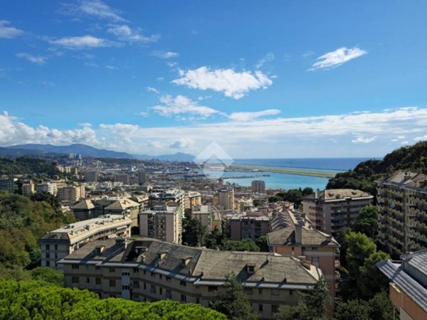 appartamento in vendita a Genova in zona Pegli