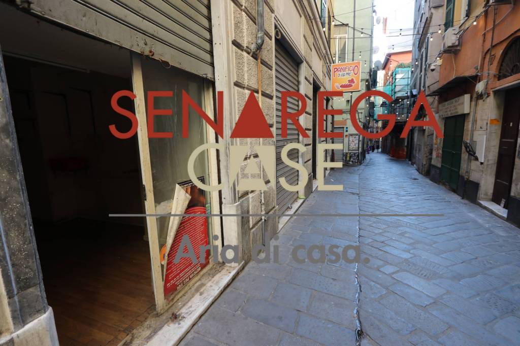appartamento in vendita a Genova in zona Sottoripa / Maddalena / Molo
