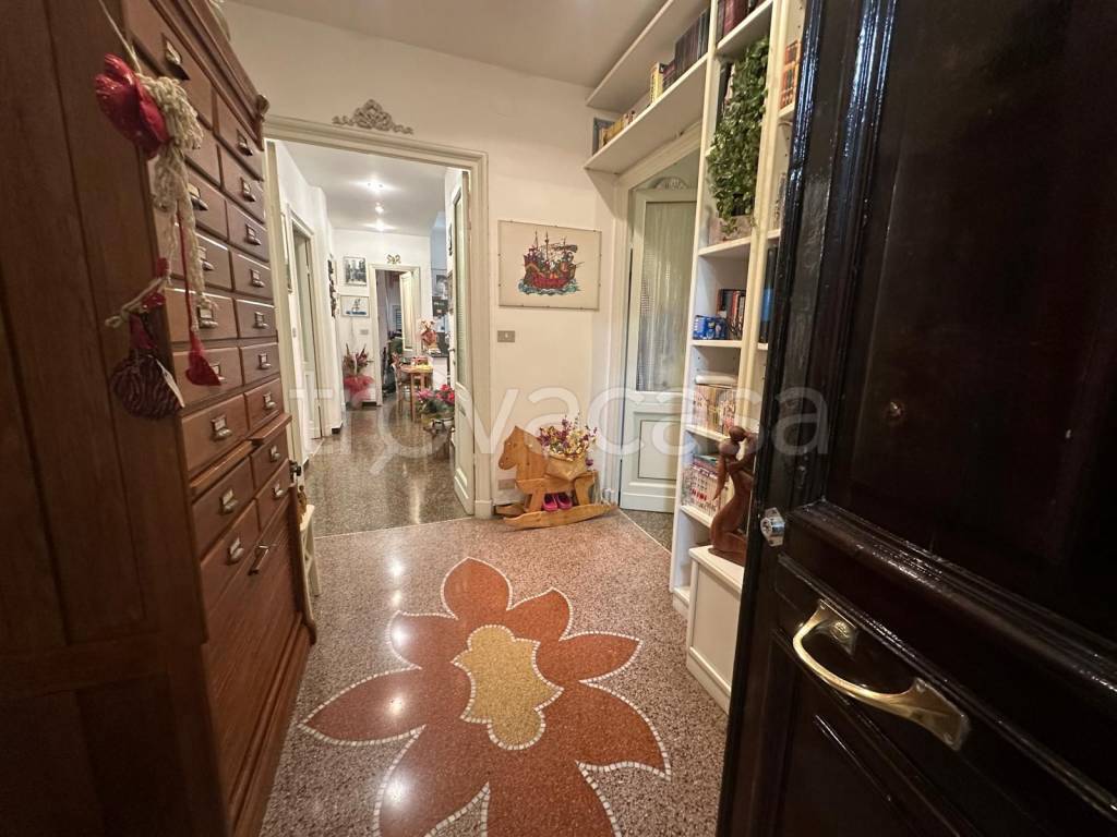 appartamento in vendita a Genova in zona Sampierdarena