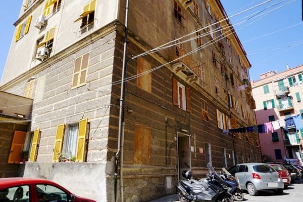 appartamento in vendita a Genova in zona Sampierdarena