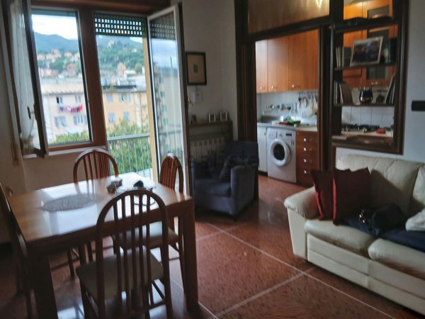 appartamento in vendita a Genova in zona Bolzaneto