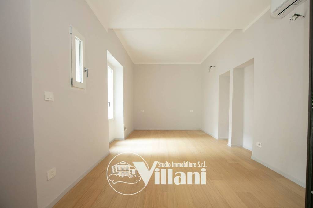 appartamento in vendita a Genova in zona Castelletto