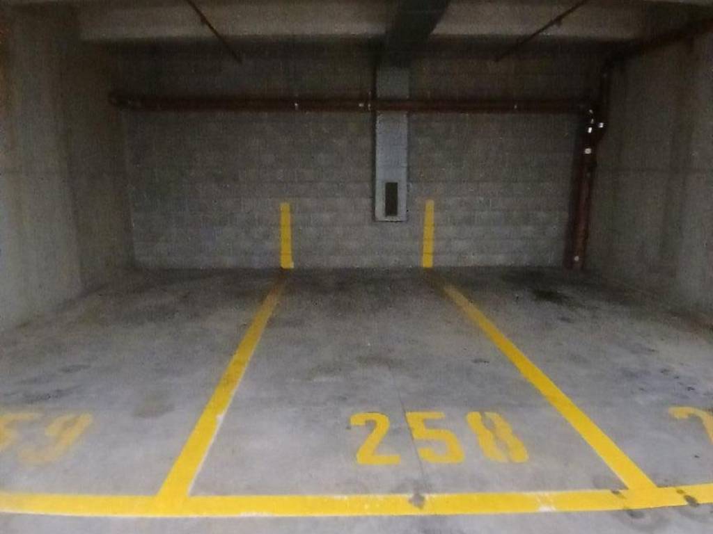 box auto in vendita a Genova