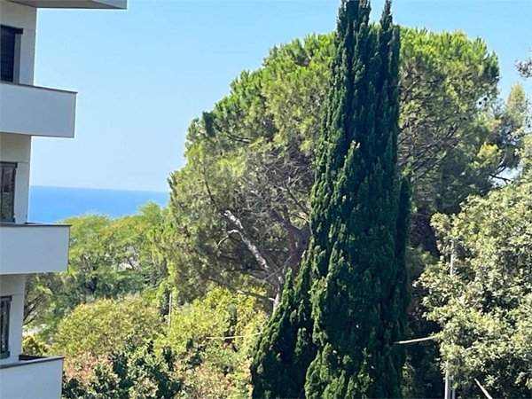 appartamento in vendita a Genova in zona Albaro