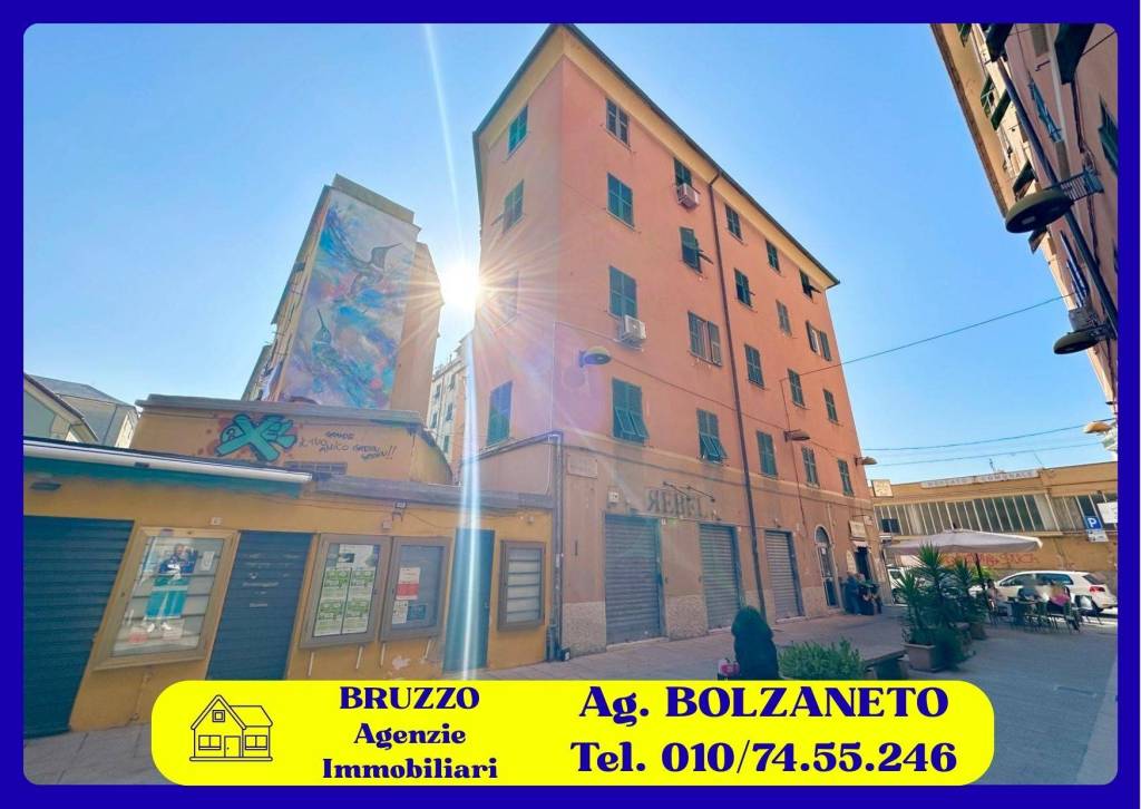 appartamento in vendita a Genova in zona Certosa