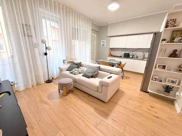 appartamento in vendita a Genova in zona Castelletto