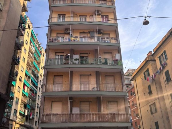 appartamento in vendita a Genova in zona Marassi