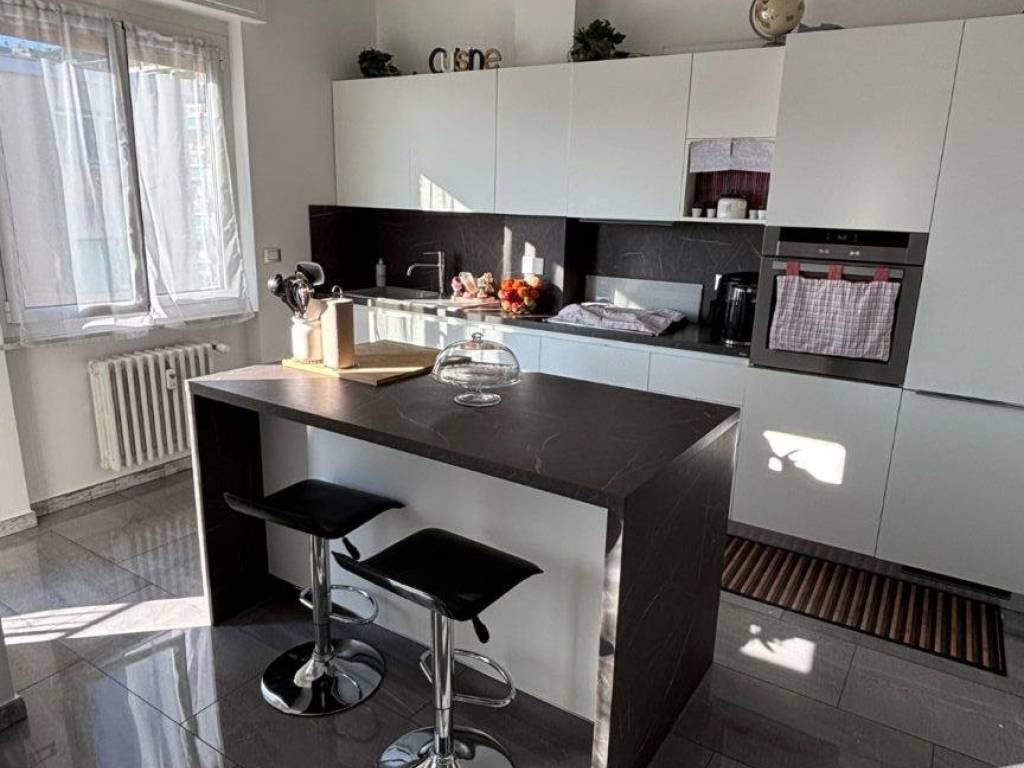 appartamento in vendita a Genova in zona Marassi