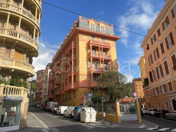 appartamento in vendita a Genova in zona Pegli