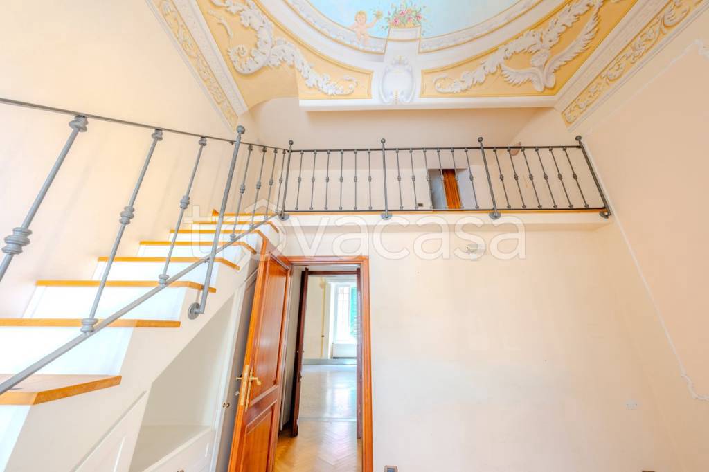 appartamento in vendita a Genova in zona Sestri Ponente
