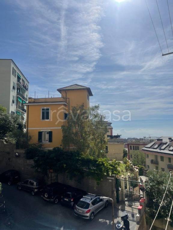 appartamento in vendita a Genova
