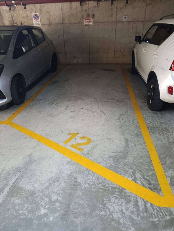 box auto in vendita a Genova