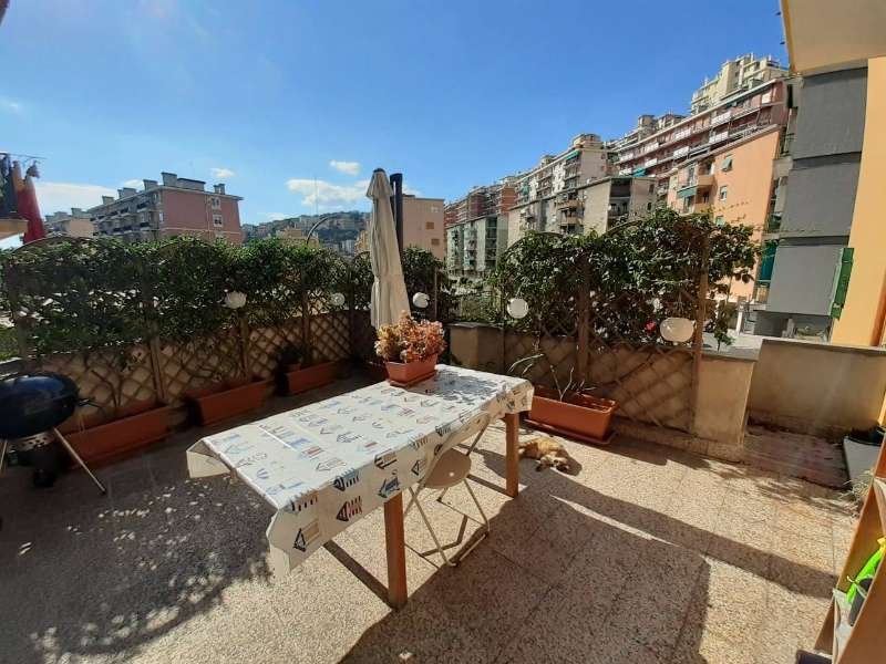 appartamento in vendita a Genova in zona Oregina