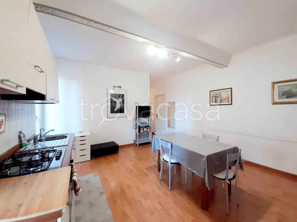 appartamento in vendita a Genova in zona Cornigliano