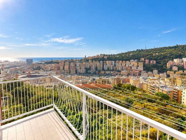appartamento in vendita a Genova in zona Marassi