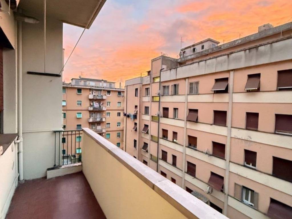appartamento in vendita a Genova in zona Marassi