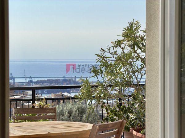 appartamento in vendita a Genova in zona Oregina