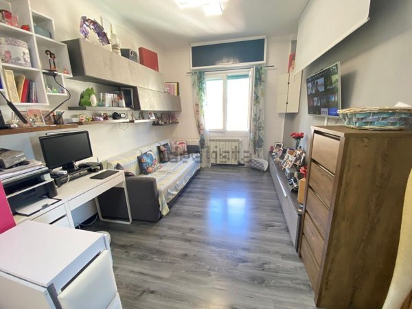 appartamento in vendita a Genova in zona Staglieno