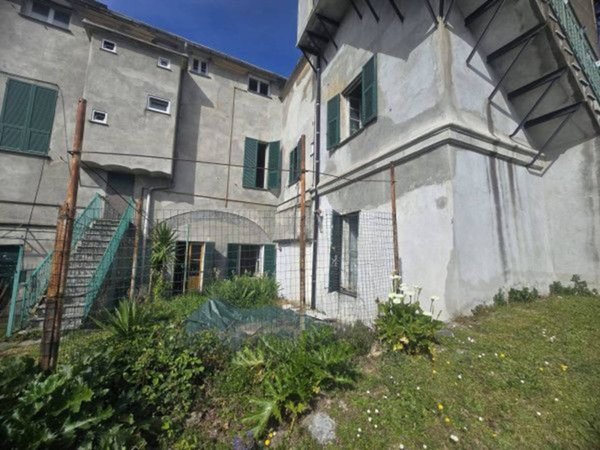 appartamento in vendita a Genova in zona Borzoli