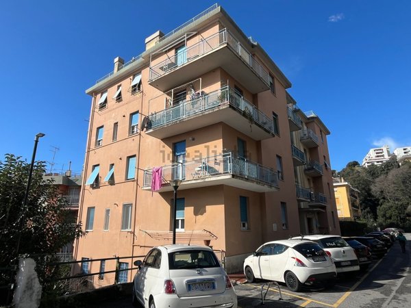 appartamento in vendita a Genova in zona Pegli
