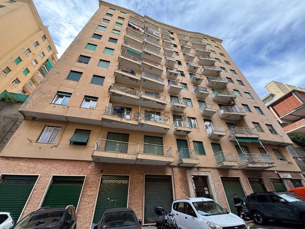 appartamento in vendita a Genova in zona Marassi
