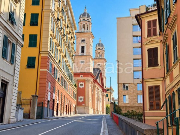 appartamento in vendita a Genova in zona Carignano