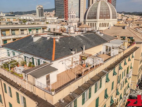 appartamento in vendita a Genova in zona Foce