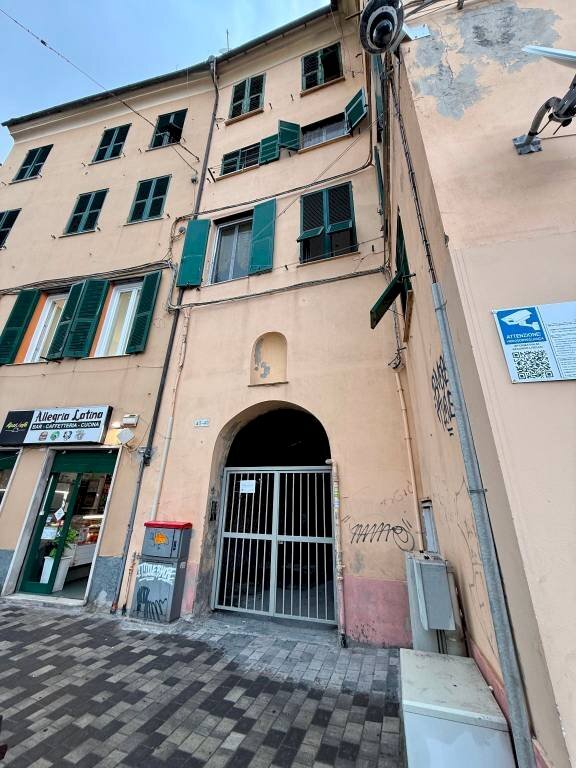 appartamento in vendita a Genova in zona Sampierdarena
