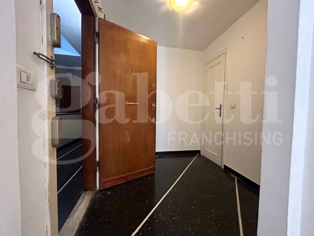 appartamento in vendita a Genova in zona Marassi