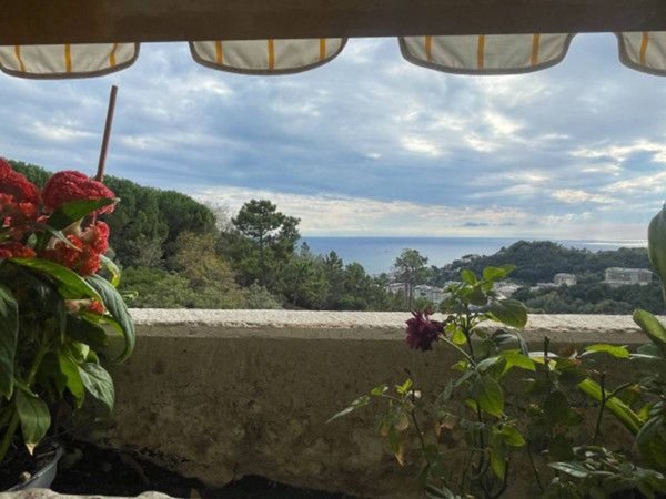 appartamento in vendita a Genova in zona Pegli