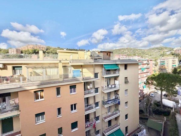 appartamento in vendita a Genova in zona Quezzi