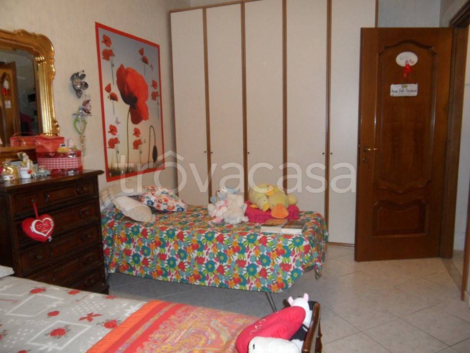 appartamento in vendita a Genova in zona Molassana