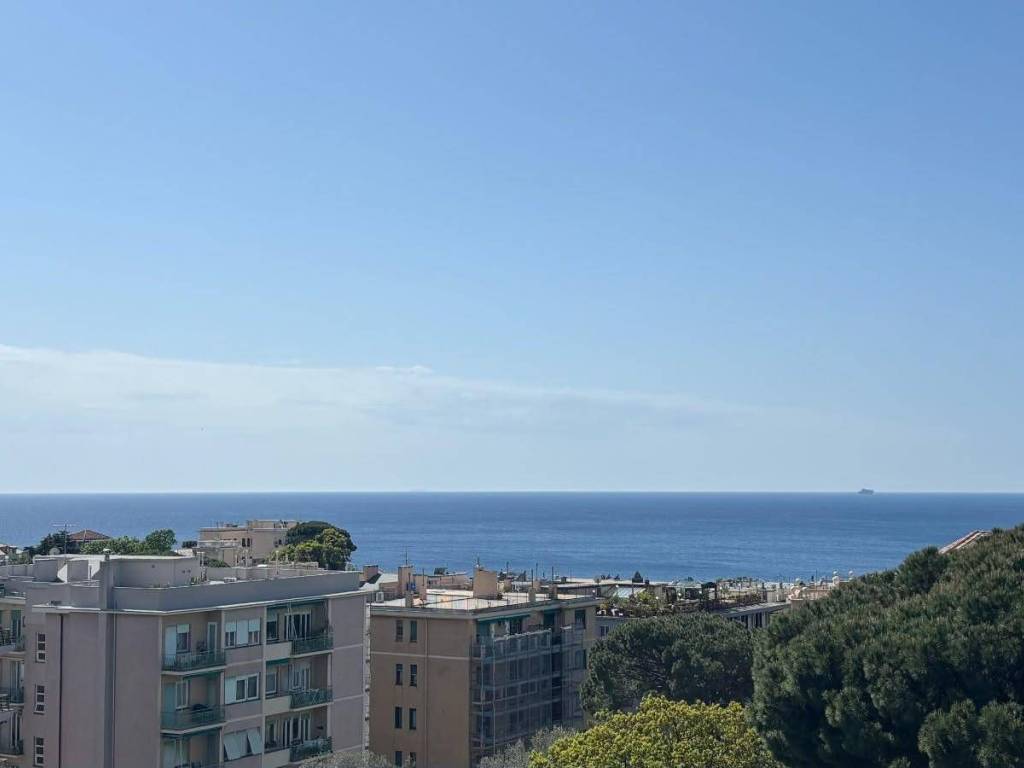 appartamento in vendita a Genova in zona Albaro