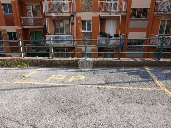box auto in vendita a Genova in zona Marassi