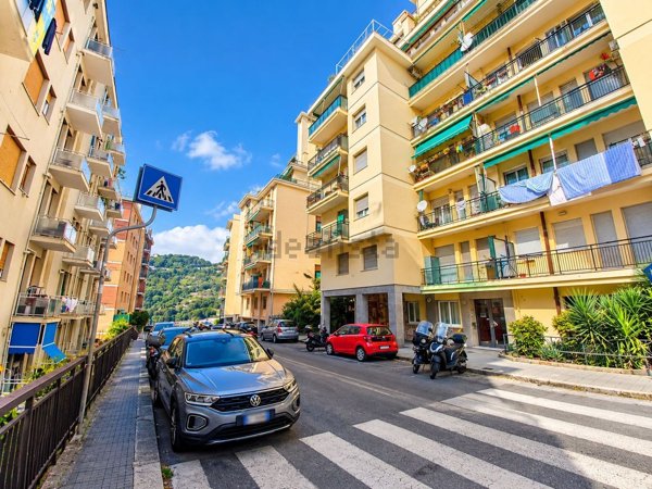 appartamento in vendita a Genova in zona Oregina