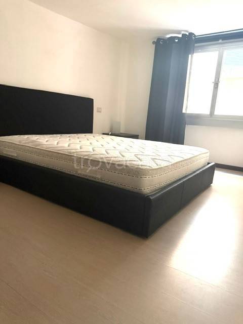appartamento in vendita a Genova in zona Sottoripa / Maddalena / Molo