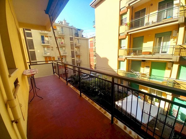appartamento in vendita a Genova in zona Oregina
