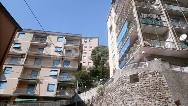 appartamento in vendita a Genova in zona Marassi