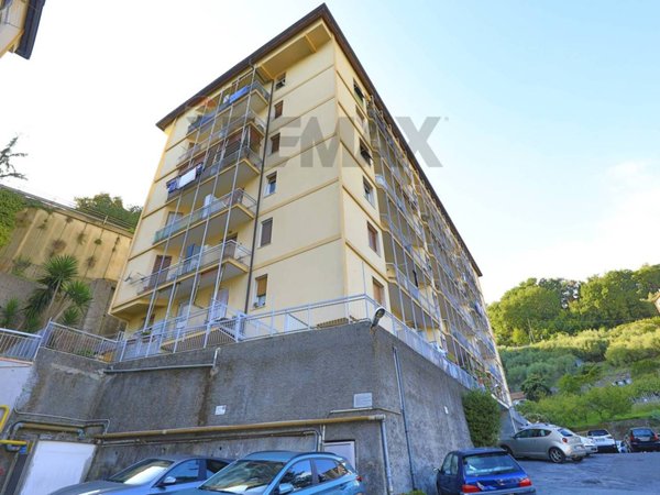 appartamento in vendita a Genova in zona Molassana