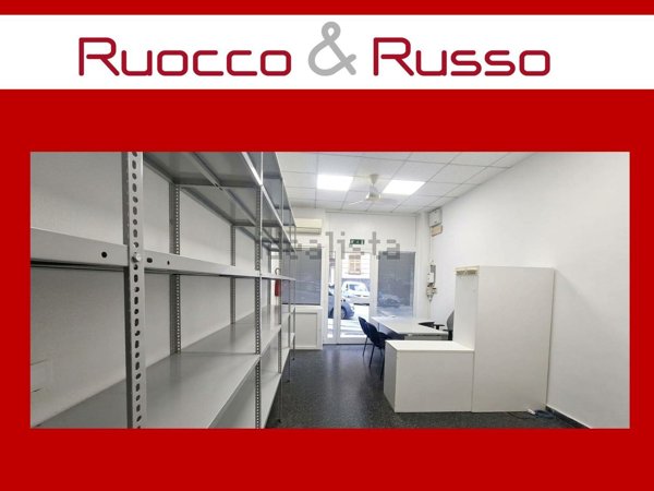 ufficio in vendita a Genova in zona Sampierdarena